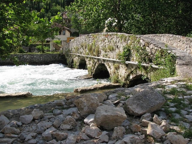 Stolac 5